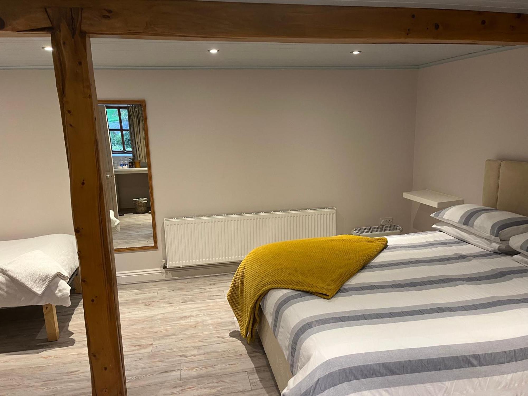 Ferry House Holidays New Ross Exteriör bild