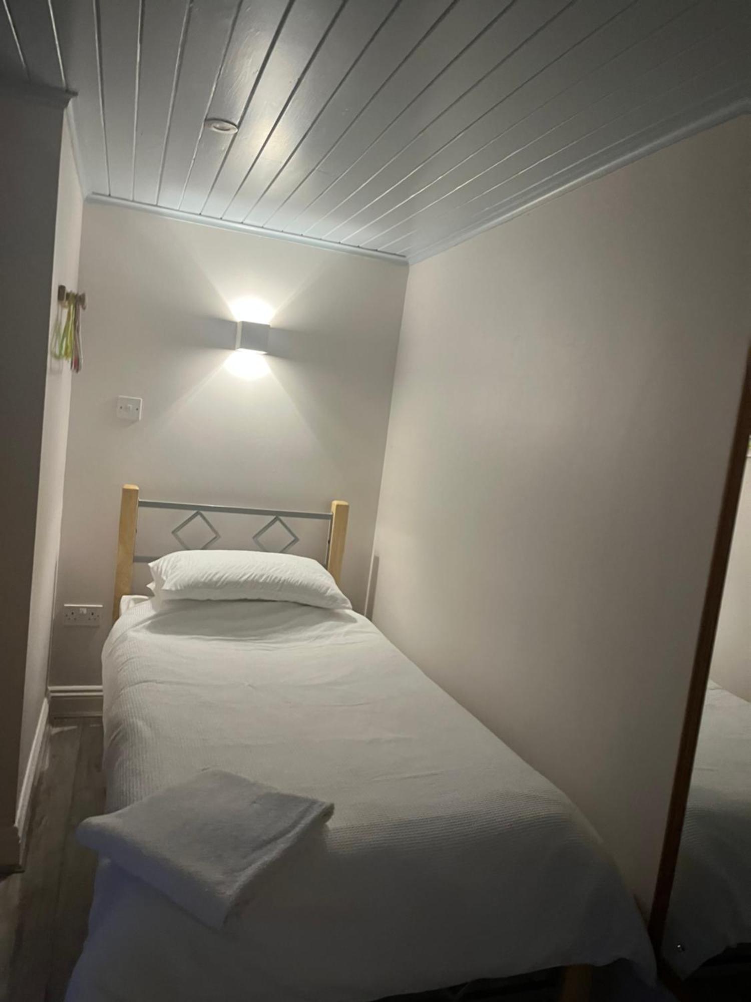Ferry House Holidays New Ross Exteriör bild